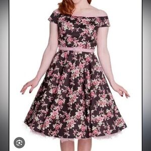 Hell Bunny Vixen Cordelia Dress Plus 4X Black Flowers
